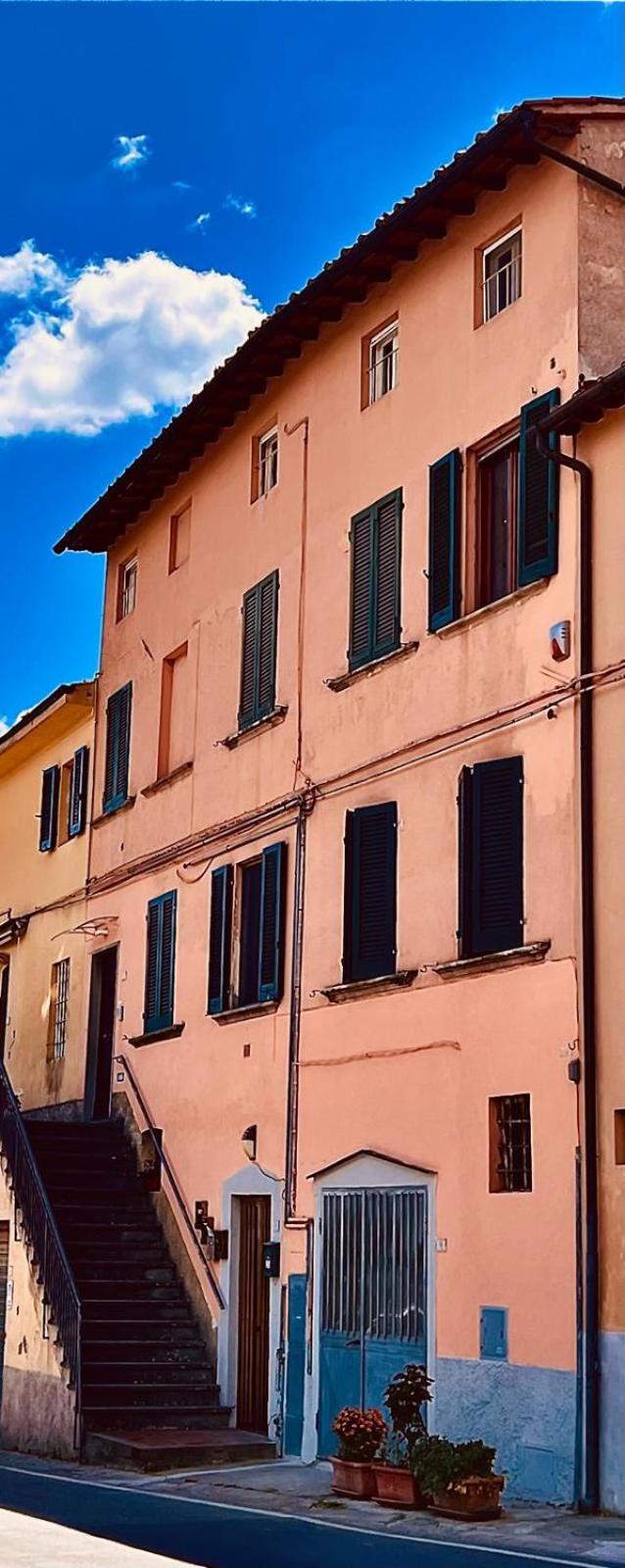 Ciliegia Di Lari - Attico Villa Buitenkant foto