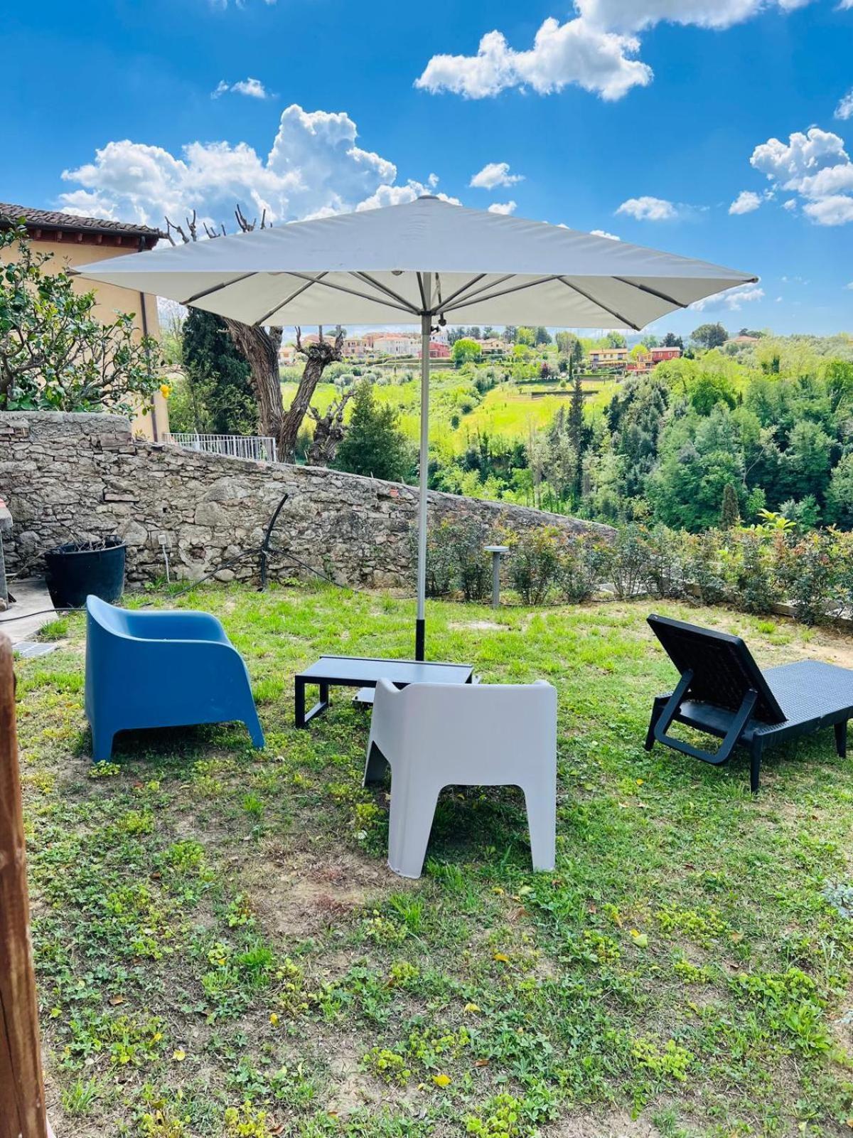 Ciliegia Di Lari - Attico Villa Buitenkant foto
